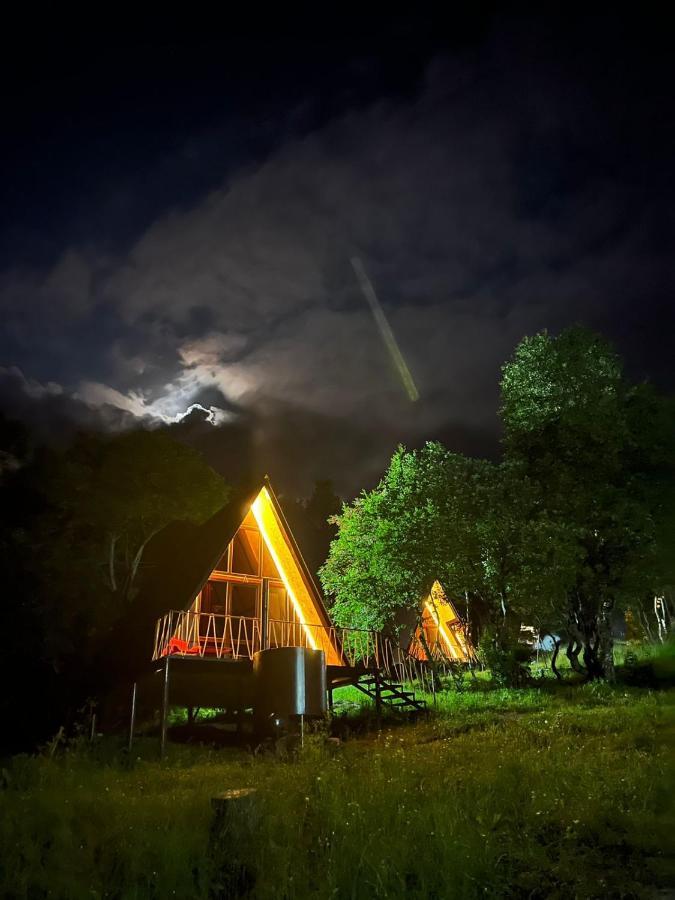 הוילה Margahovit Glamping Wolf Mount מראה חיצוני תמונה