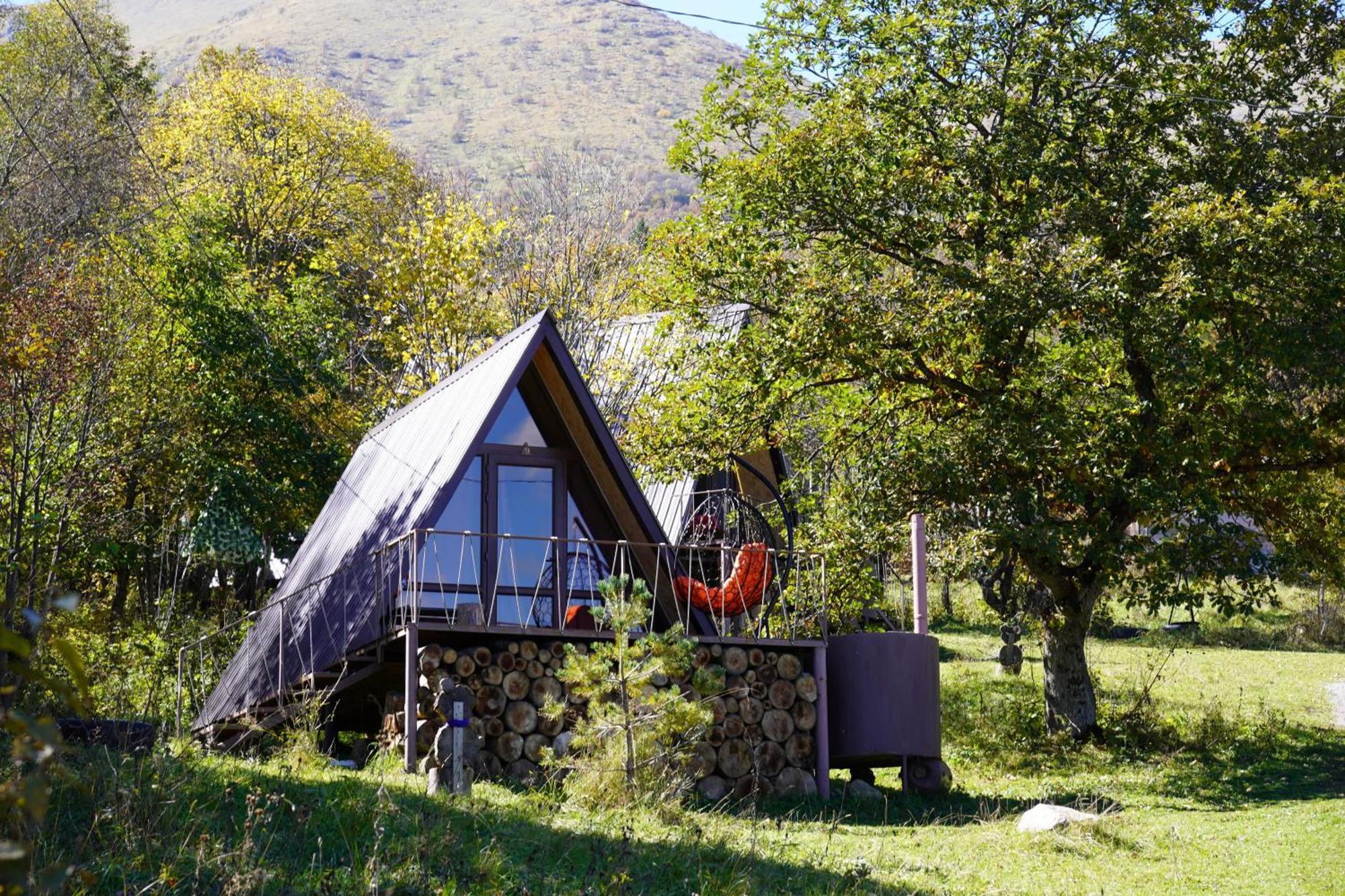 הוילה Margahovit Glamping Wolf Mount מראה חיצוני תמונה