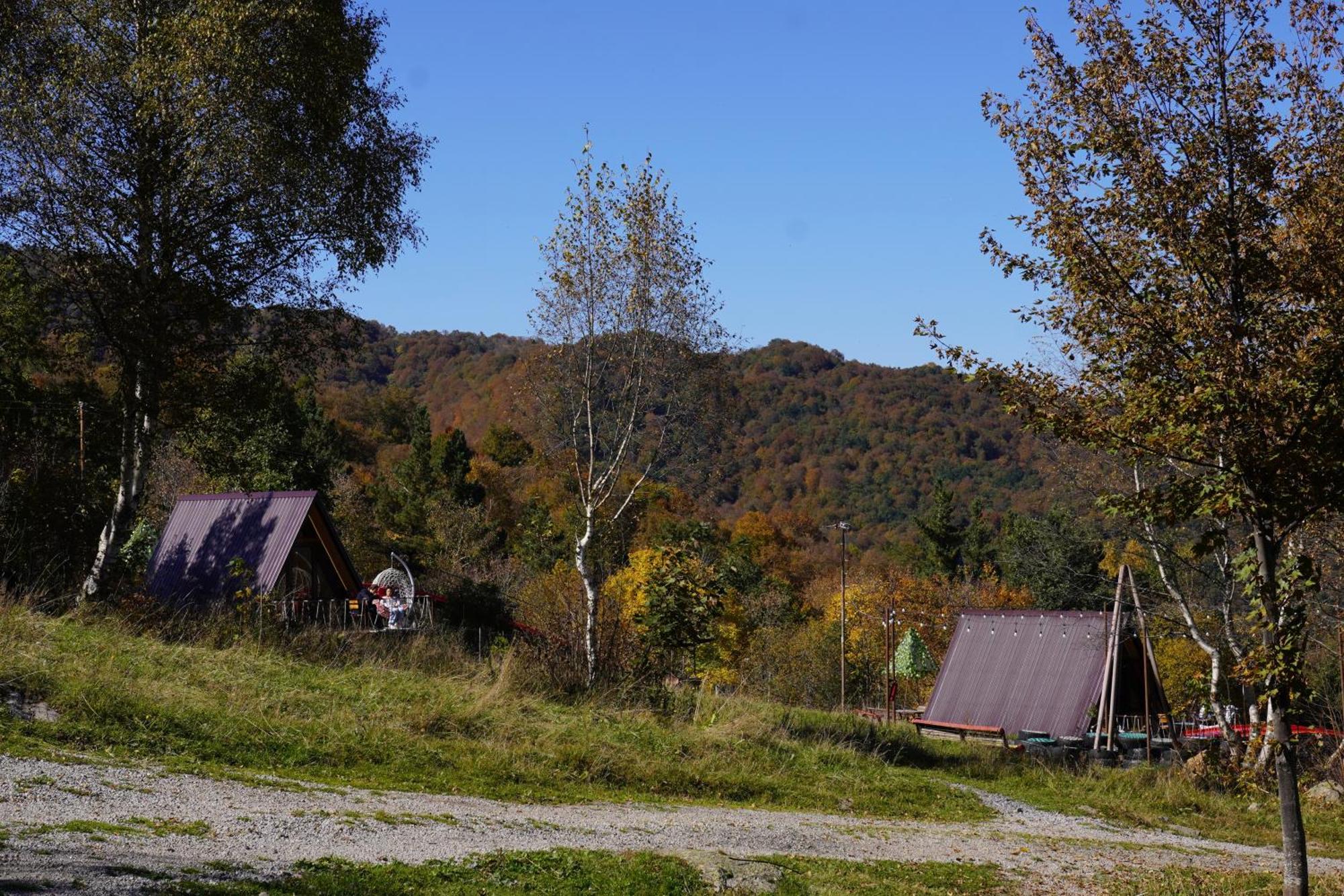 הוילה Margahovit Glamping Wolf Mount מראה חיצוני תמונה
